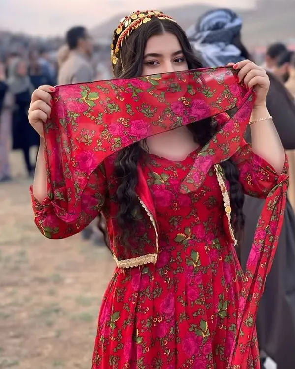 dress model kurdistan 39