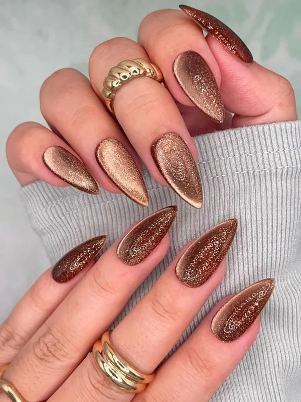 Mocha nail model 31