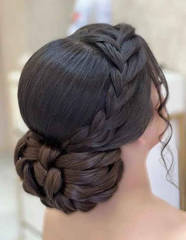 ترند جدیدترین شینیون اروپایی 2025 | برای دخترای مینیمال و باکلاس! 20 The latest European chignon 16