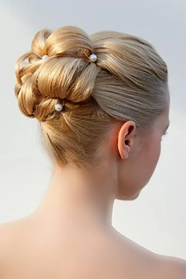 ترند جدیدترین شینیون اروپایی 2025 | برای دخترای مینیمال و باکلاس! 30 The latest European chignon 25