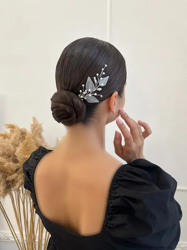 ترند جدیدترین شینیون اروپایی 2025 | برای دخترای مینیمال و باکلاس! 8 The latest European chignon 5