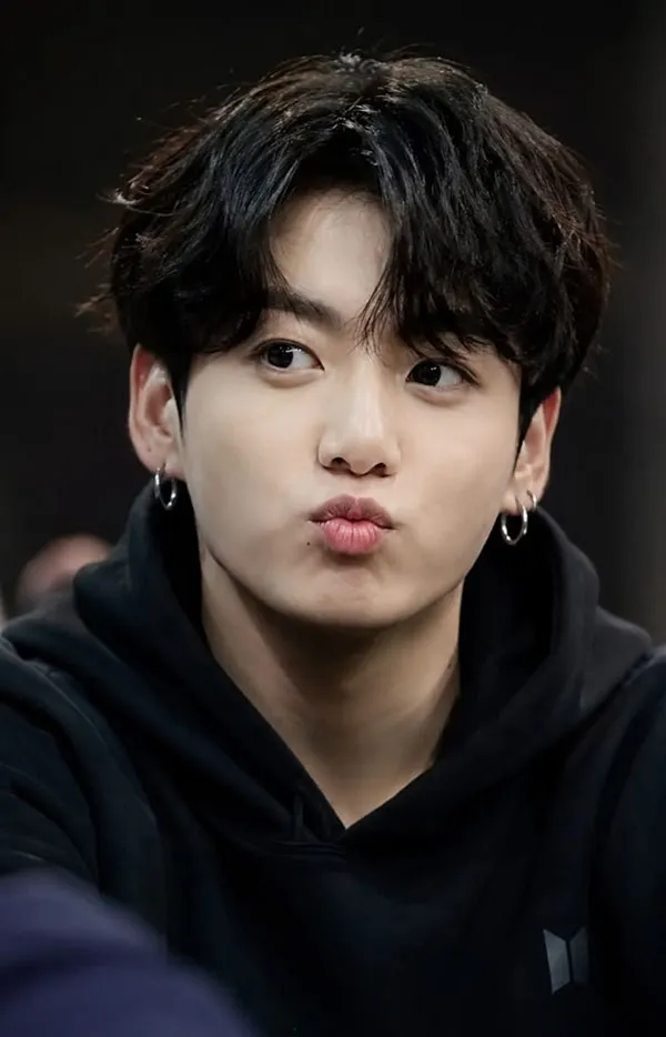 عکس های جونگ کوک کیوت BTS | بامزهترین لحظههای این ستاره دوستداشتنی در سال 2026💜 12 Jungkook photoshoot diakoland photo 32