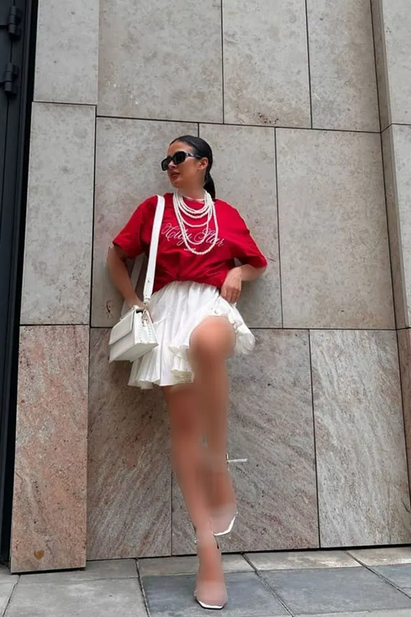 Style idea with a white skirt 19