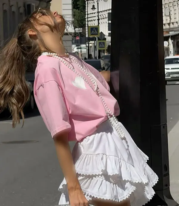 Style idea with a white skirt 26