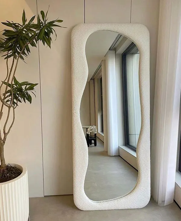Deformed mirror design 17