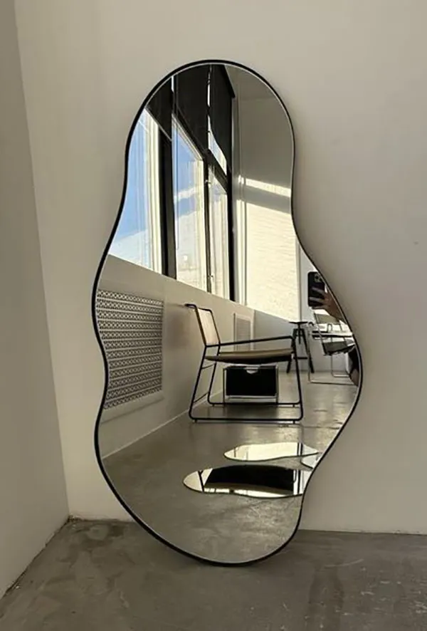 Deformed mirror design 28
