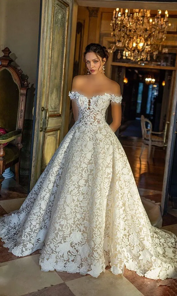 لباس عروس اروپایی جدید 2025 | از تور تا برشهای تمیز، لطیف و بینهایت شیک! 14 New European wedding dress 13