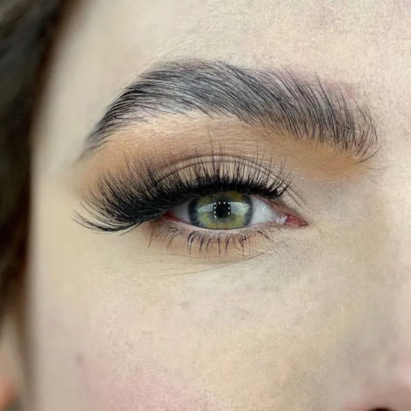 The cutest micro eyebrow models 17