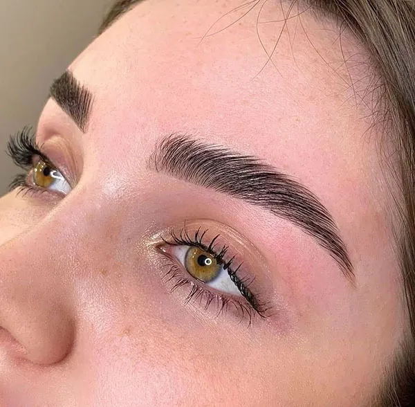 The cutest micro eyebrow models 20