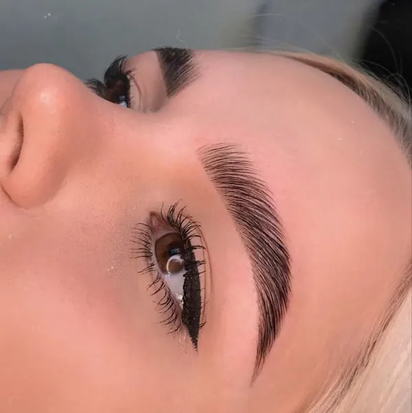The cutest micro eyebrow models 24