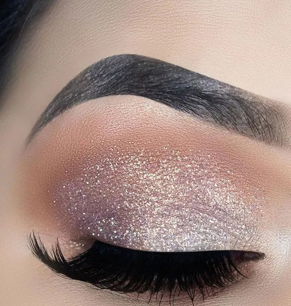 The new eye shadow of the bride 18