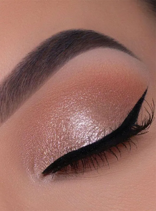 The new eye shadow of the bride 23