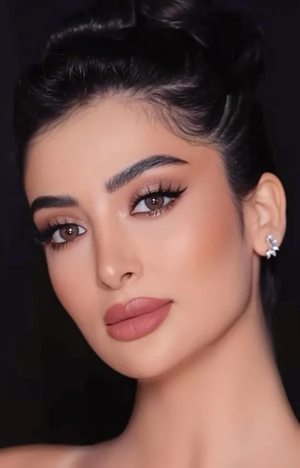 Beautiful makeup for girls 11
