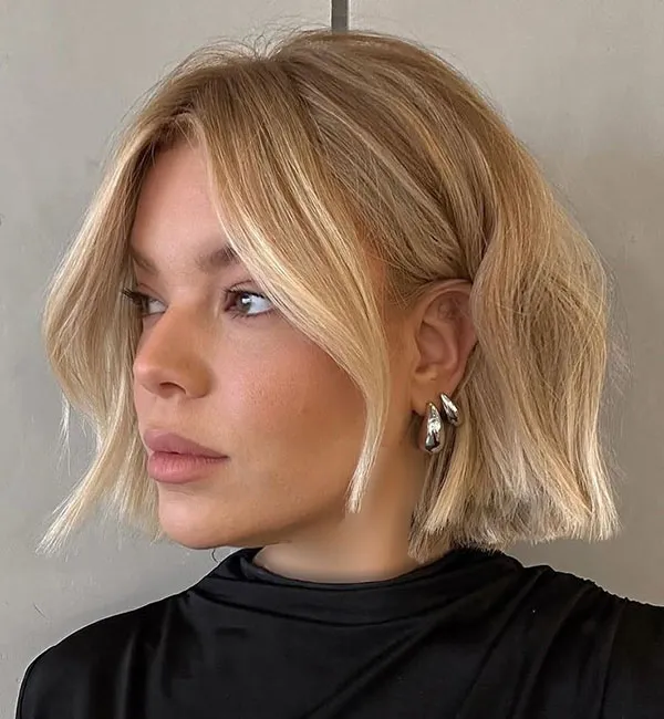 Beautiful short hairstyle 1