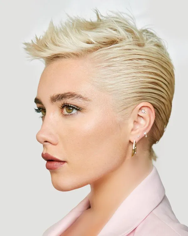 Beautiful short hairstyle 23