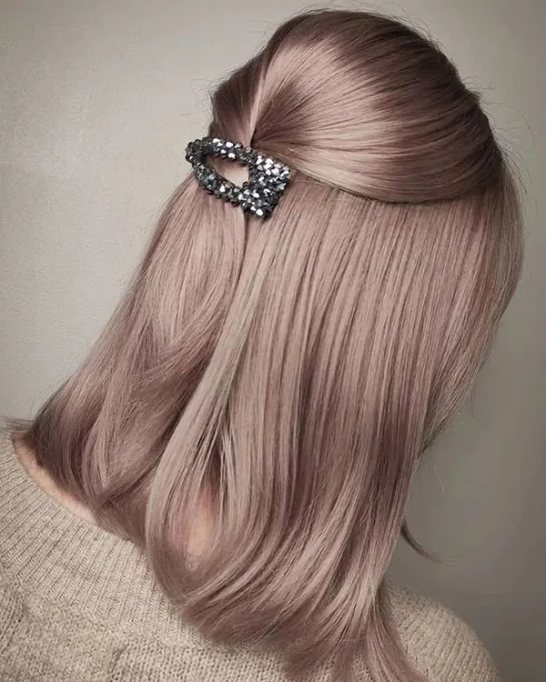 Beautiful short hairstyle 5