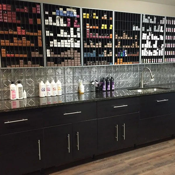Beauty salon design 15
