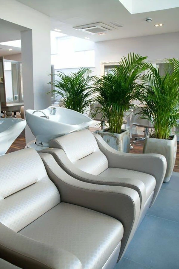 Beauty salon design 20
