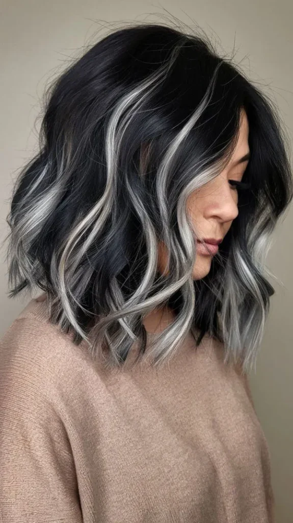 Black and blonde hair color 12