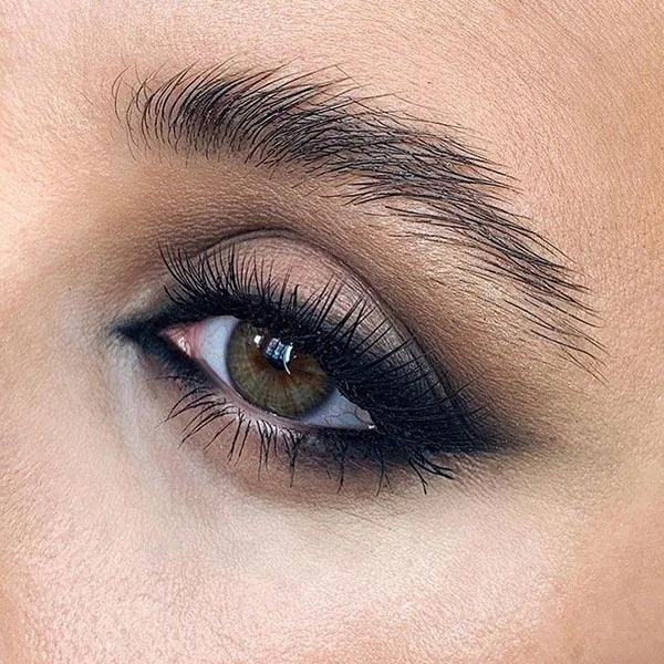 37 مدل آرایش چشم مشکی دخترانه؛ از مدل ملایم تا اسموکی لاکچری! 10 Black eye makeup for girls 9