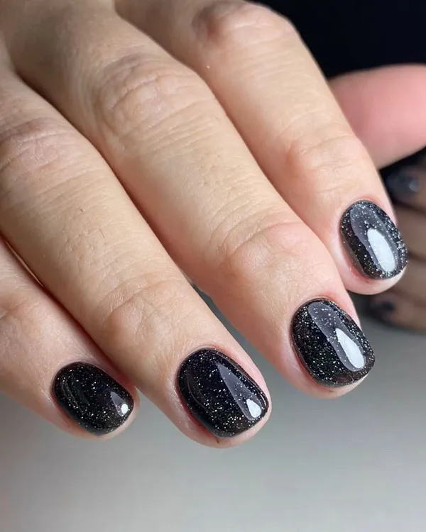 جدیدترین مدل ناخن آیس مشکی | 37 استایل شیک برای دخترای خفن! 5 Black ice nails 1