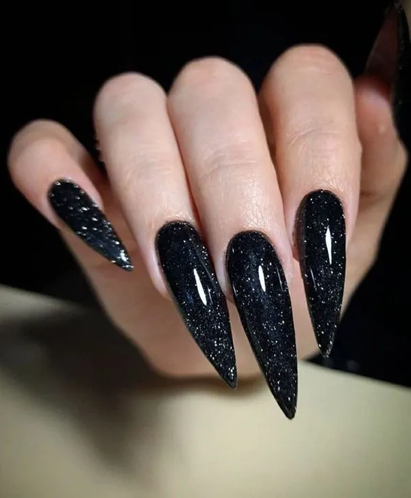 جدیدترین مدل ناخن آیس مشکی | 37 استایل شیک برای دخترای خفن! 16 Black ice nails 12