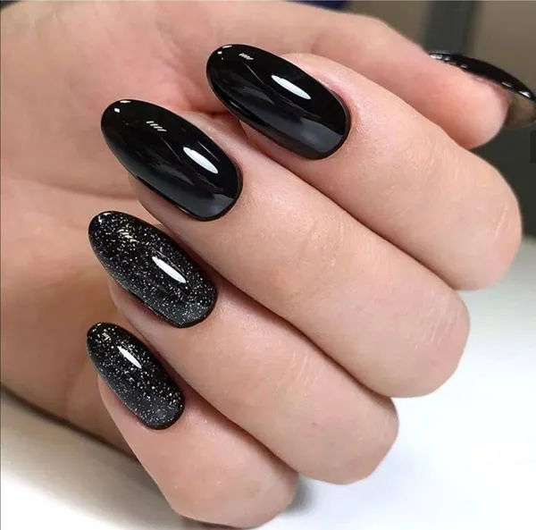 جدیدترین مدل ناخن آیس مشکی | 37 استایل شیک برای دخترای خفن! 19 Black ice nails 16