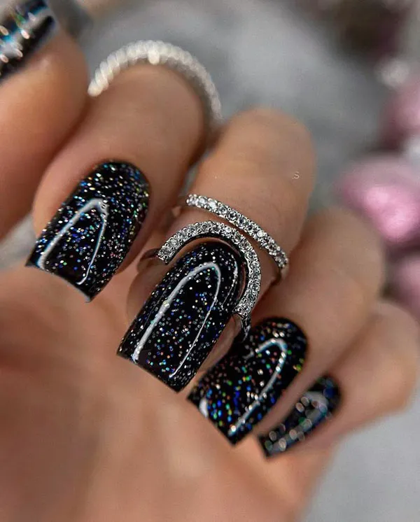 جدیدترین مدل ناخن آیس مشکی | 37 استایل شیک برای دخترای خفن! 22 Black ice nails 19