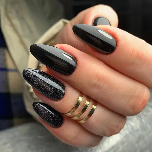 جدیدترین مدل ناخن آیس مشکی | 37 استایل شیک برای دخترای خفن! 6 Black ice nails 2