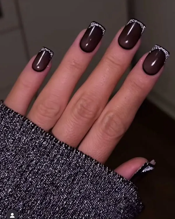 جدیدترین مدل ناخن آیس مشکی | 37 استایل شیک برای دخترای خفن! 23 Black ice nails 20
