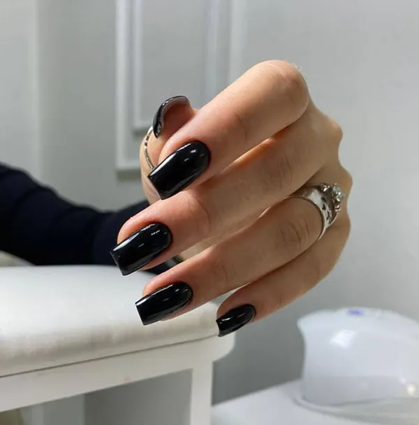 جدیدترین مدل ناخن آیس مشکی | 37 استایل شیک برای دخترای خفن! 27 Black ice nails 24