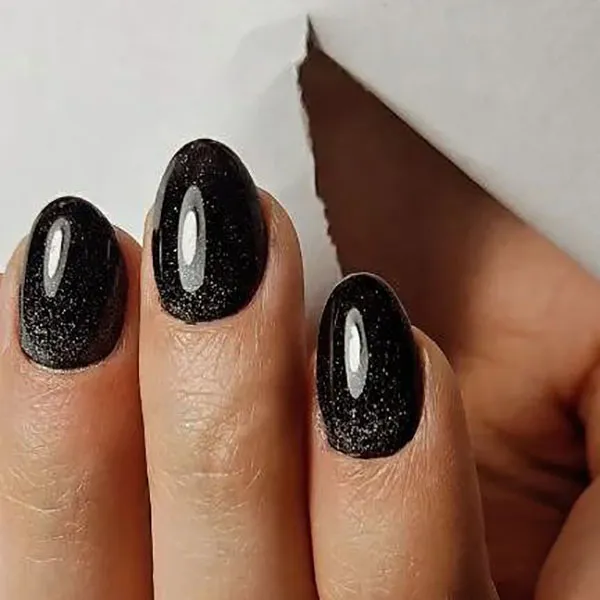 جدیدترین مدل ناخن آیس مشکی | 37 استایل شیک برای دخترای خفن! 32 Black ice nails 29