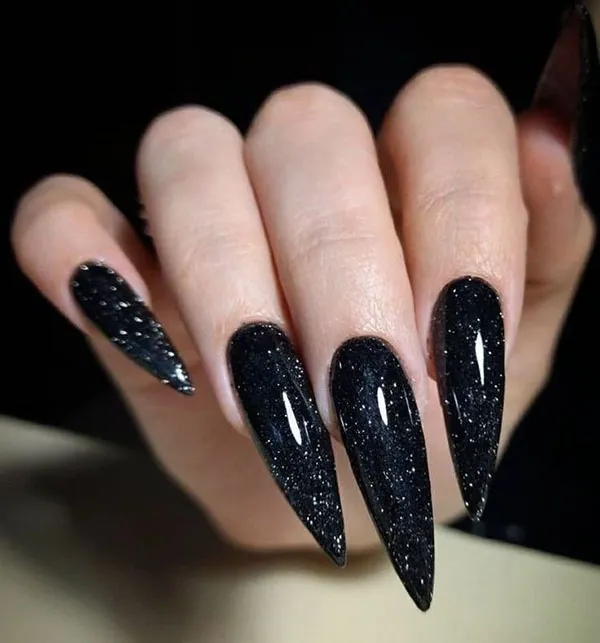 جدیدترین مدل ناخن آیس مشکی | 37 استایل شیک برای دخترای خفن! 35 Black ice nails 32