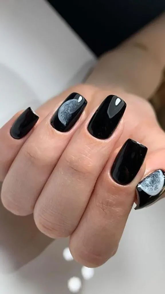 جدیدترین مدل ناخن آیس مشکی | 37 استایل شیک برای دخترای خفن! 7 Black ice nails 5