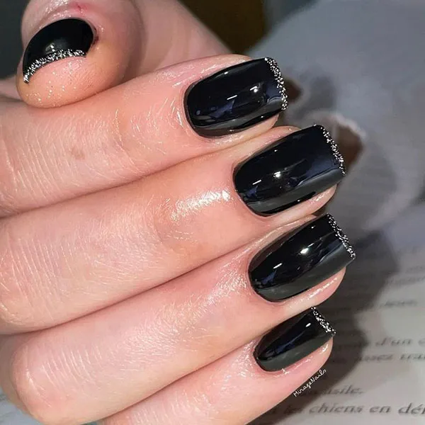 جدیدترین مدل ناخن آیس مشکی | 37 استایل شیک برای دخترای خفن! 13 Black ice nails 9