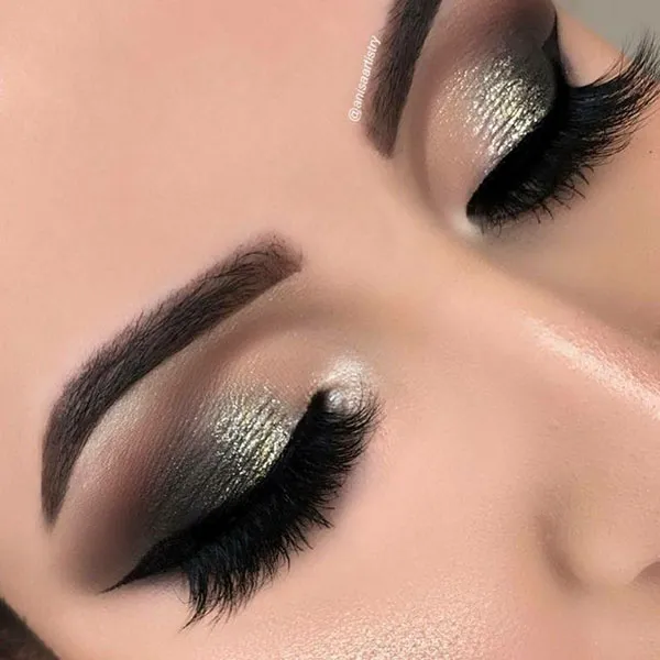 Dark eyeshadow 5