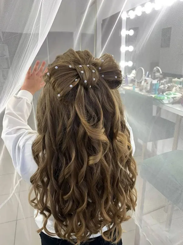 Doll girl hairstyle 16