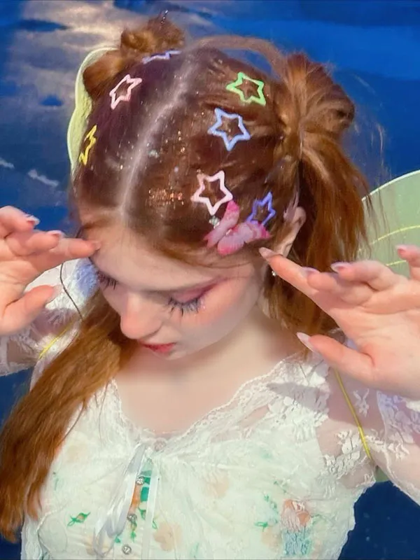 Doll girl hairstyle 27