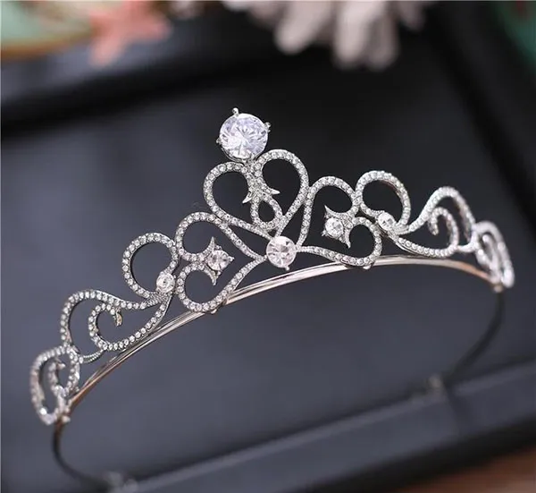 Elegant bridal crown 12