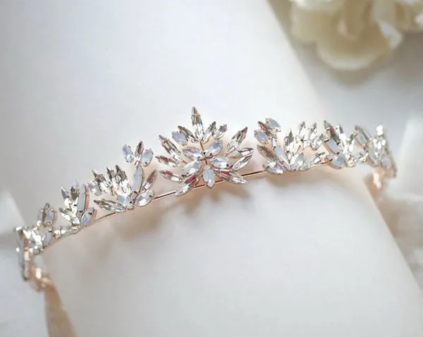 Elegant bridal crown 20