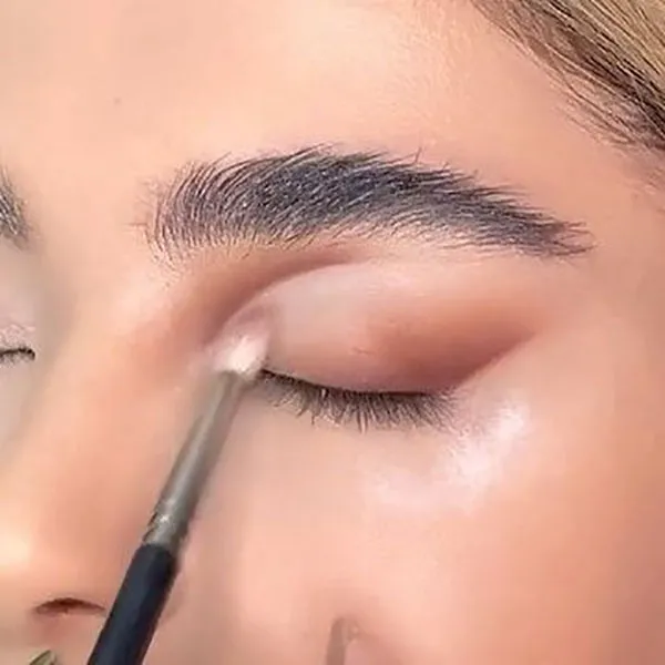 کدوم مدل سایه زدن چشم 2025 بیشتر به استایلت میاد؟ 29 Eye shading model 26