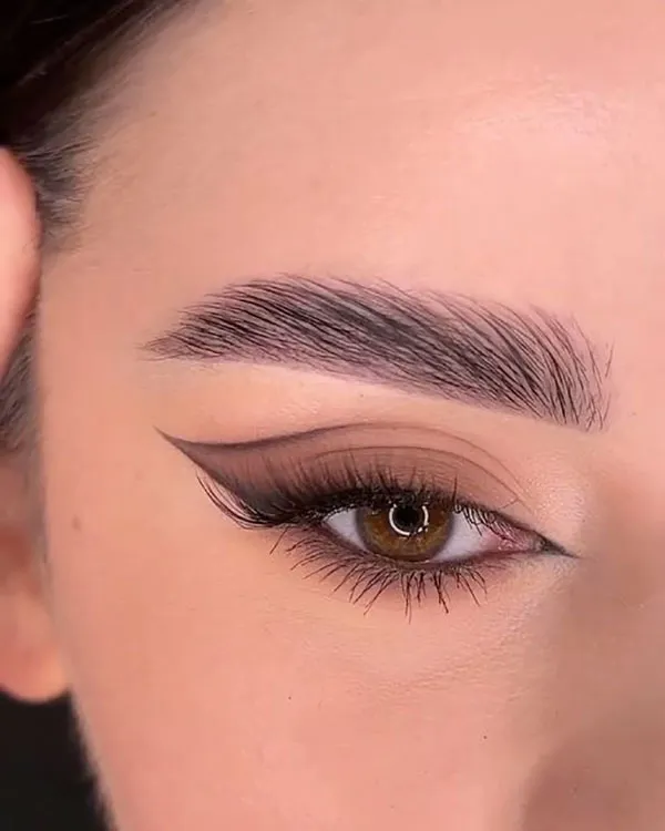 کدوم مدل سایه زدن چشم 2025 بیشتر به استایلت میاد؟ 6 Eye shading model 3