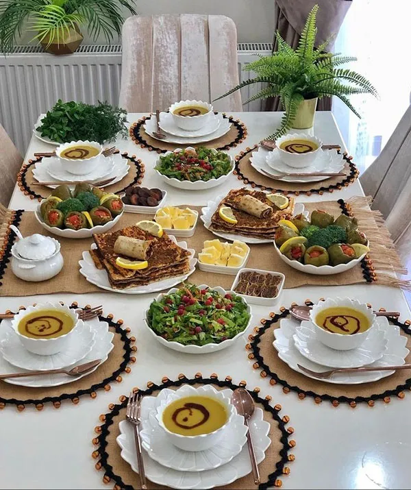 Food dish arrangement 32