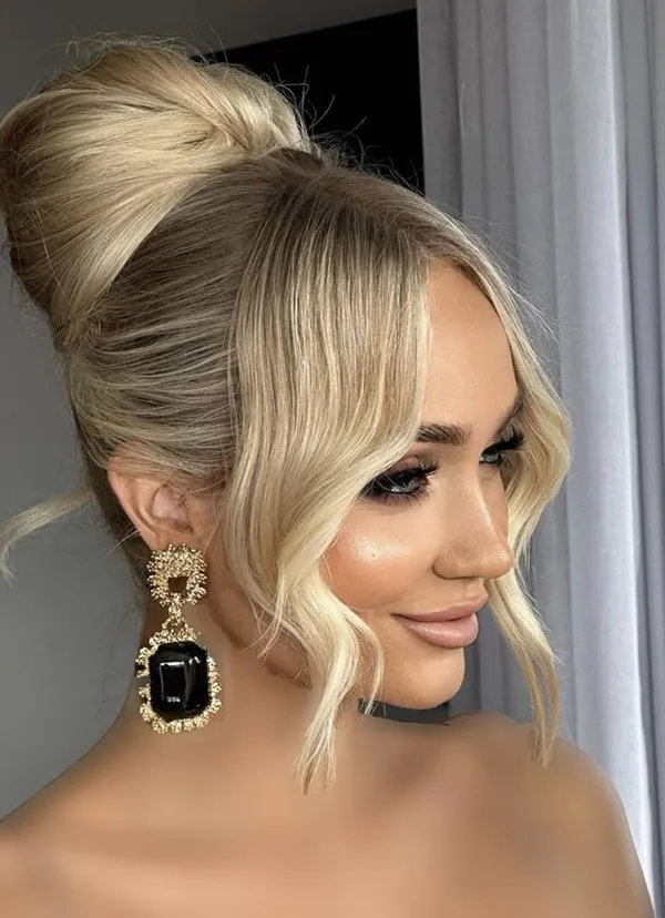 Front hair chignon model 27