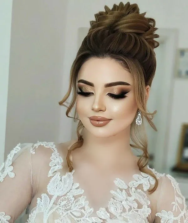 Front hair chignon model 29