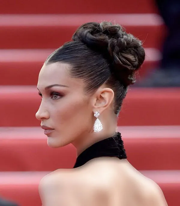 Girls chignon model 32