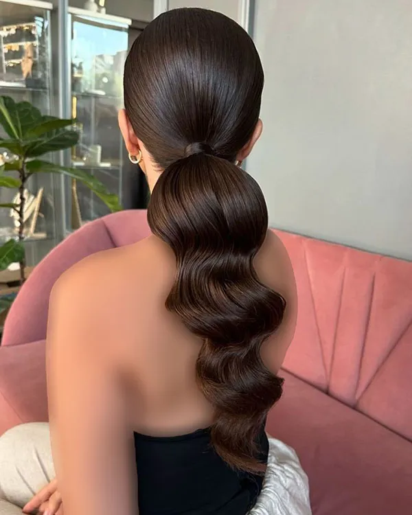 Girls curly ponytail hairstyle 22