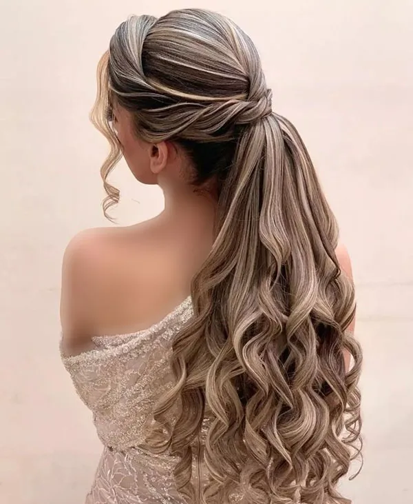 Girls curly ponytail hairstyle 31