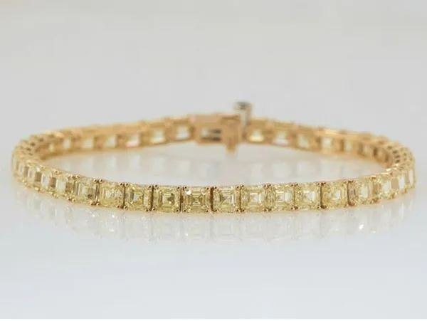 Gold tennis bracelet 27