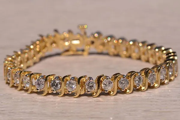 Gold tennis bracelet 9